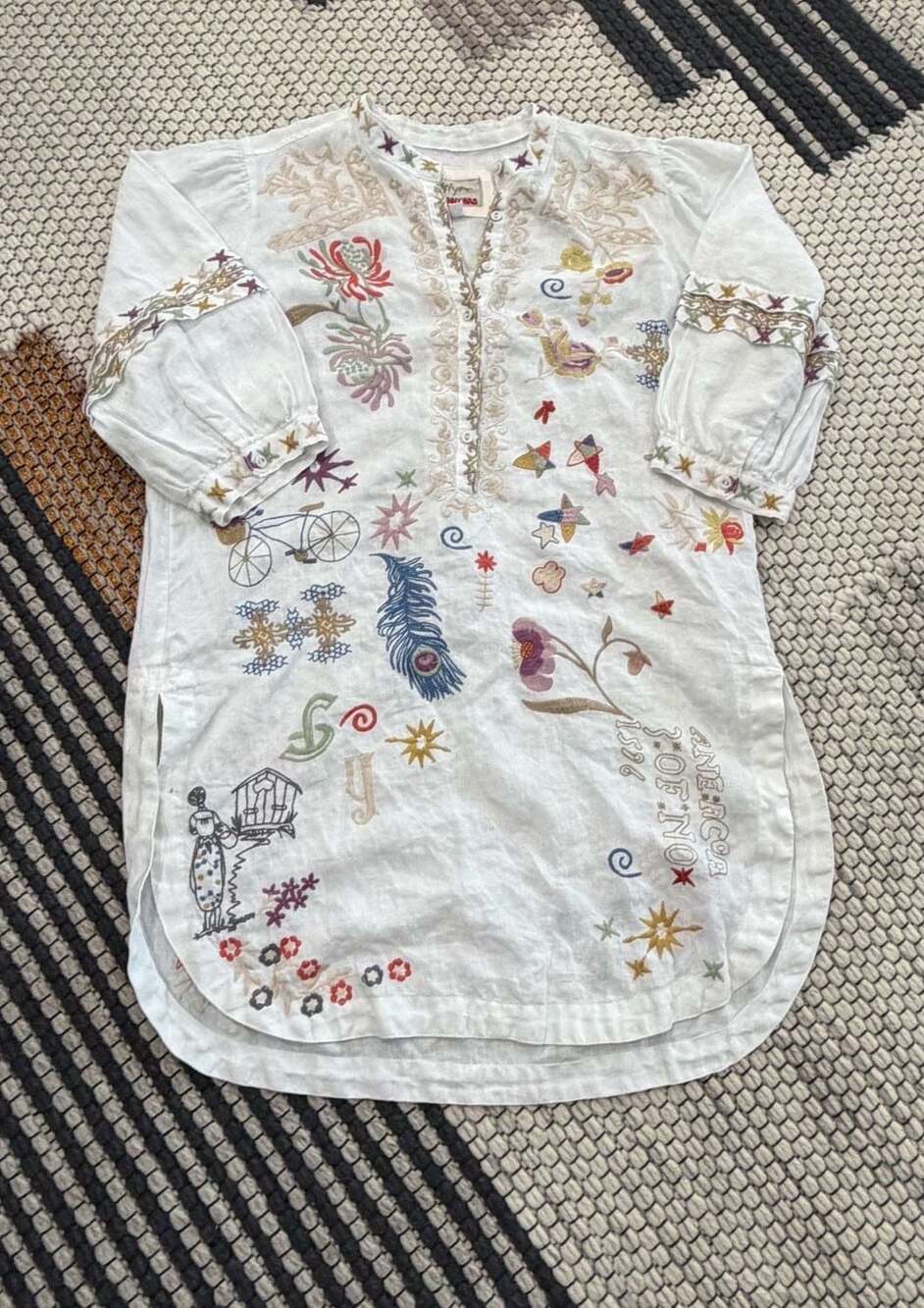 Johnny Was White Linen Embroidered Tunic Top